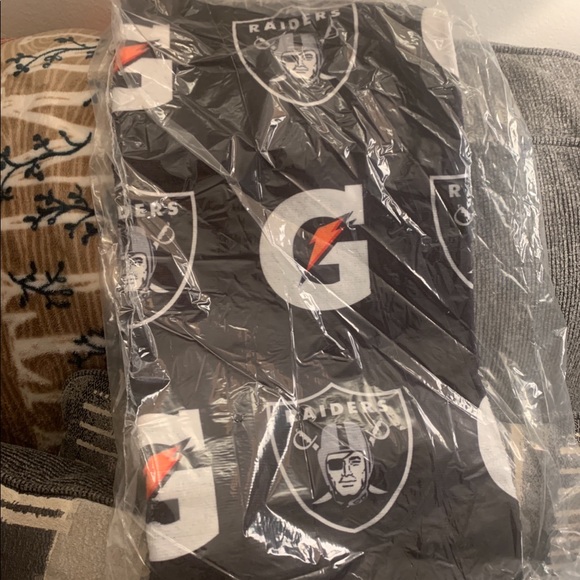 NFL Gatorade Towels - Picture 3 of 5